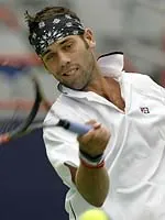 Simon Larose
